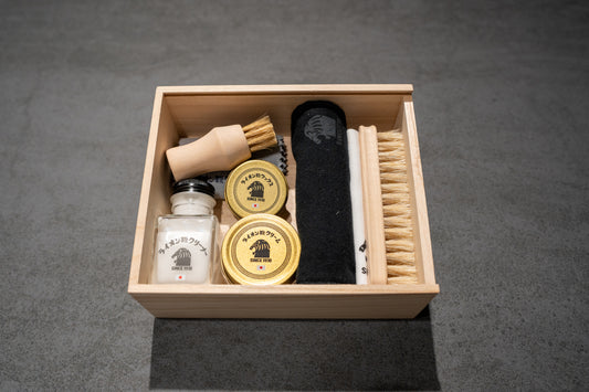 ライオンシューポリッシュセット