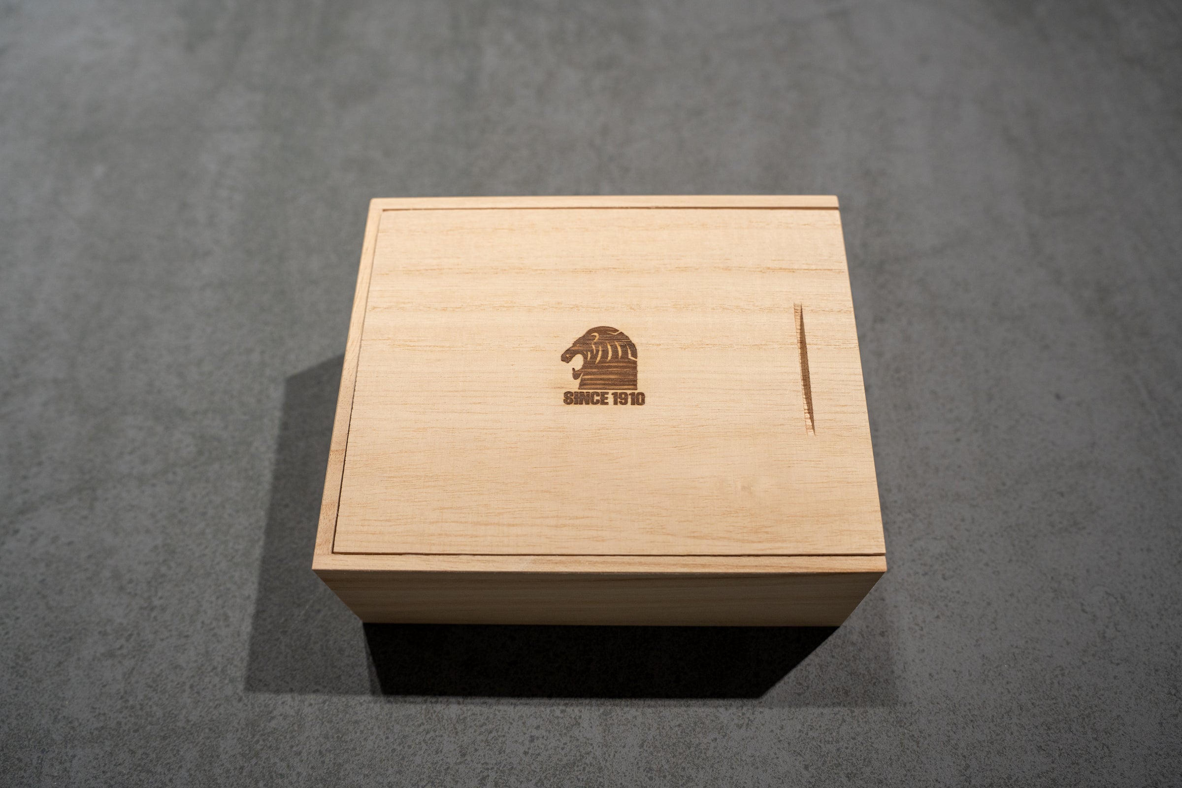 ライオンシューポリッシュセット【ライオン靴クリーム本舗】